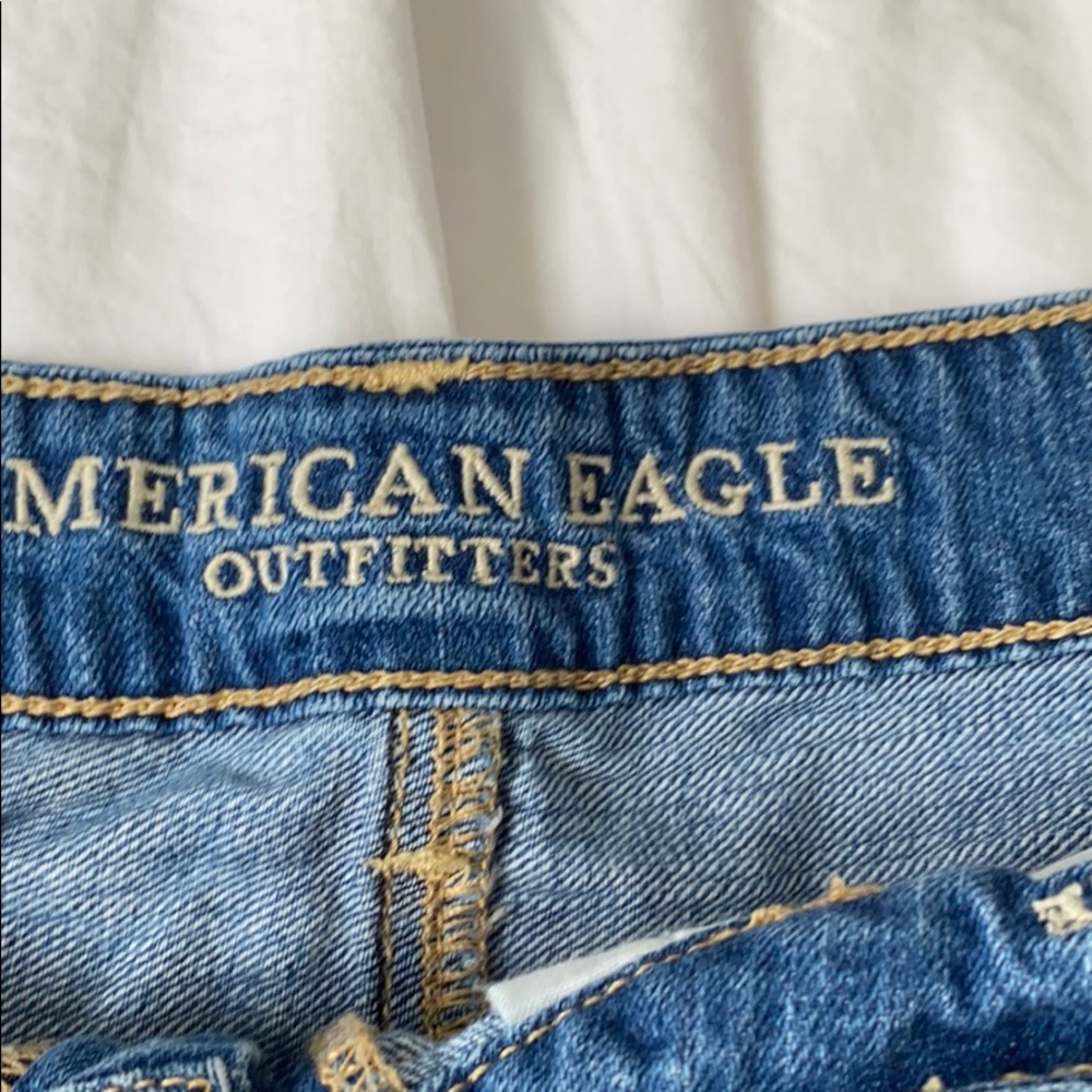 Shorts - Picture 2 of 4